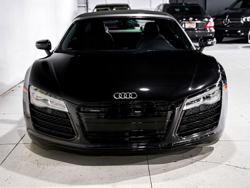 Used 2014 Audi R8 V8 w/ Full Leather Package image 4