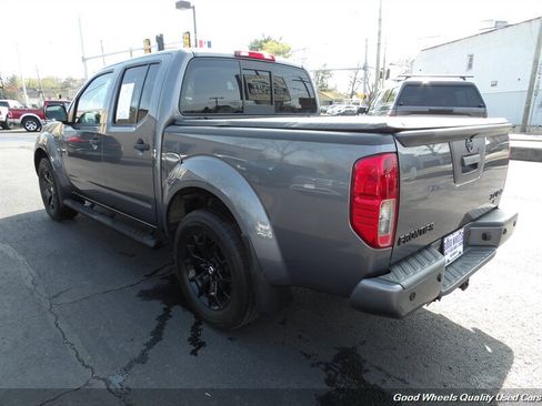 Used 2020 Nissan Frontier SV w/ Midnight Edition Floor Mats AWD/4WD image 7