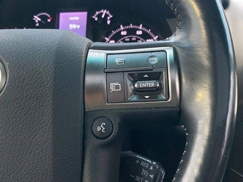 Used 2018 Lexus GX 460 Luxury w/ Preferred Accessory Package image 19