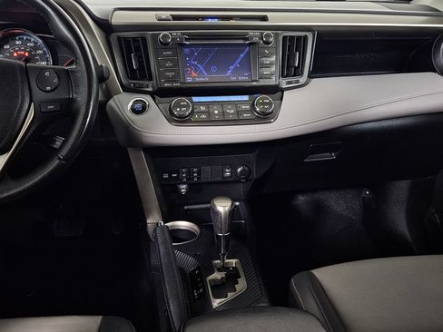 Used 2013 Toyota RAV4 Limited FWD image 8