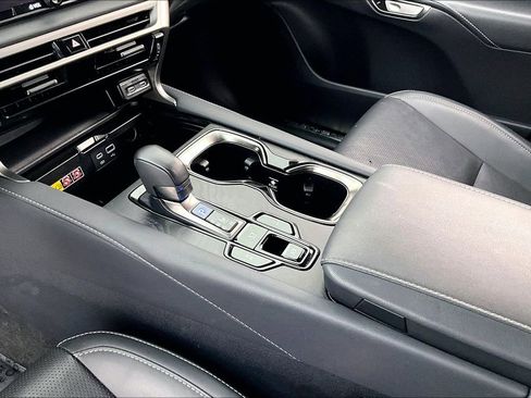 Used 2024 Lexus RX 350 Premium w/ Accessory Package (Z1) image 17