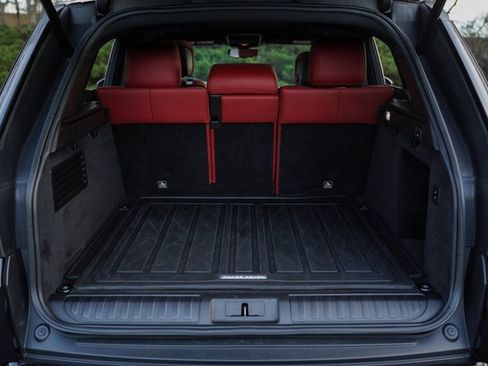 Used 2020 Land Rover Range Rover Sport HST image 38