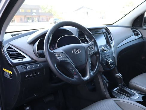 Used 2013 Hyundai Santa Fe Limited w/ Technology Pkg AWD/4WD image 15