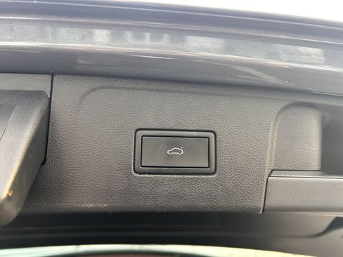 Certified 2025 Volkswagen Atlas SE w/ Panoramic Sunroof Package image 31