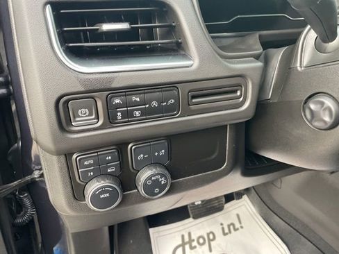 Used 2022 Chevrolet Suburban RST w/ Sport Performance Package AWD/4WD image 8