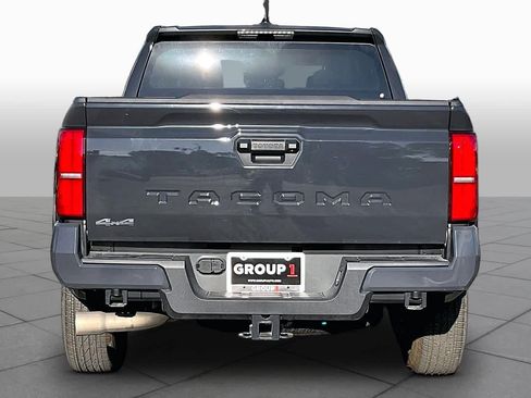 Certified 2025 Toyota Tacoma SR5 AWD/4WD image 4
