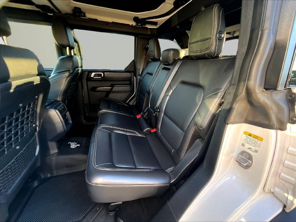 Used 2025 Ford Bronco Badlands AWD/4WD image 24