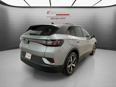 Used 2023 Volkswagen ID.4 S image 6