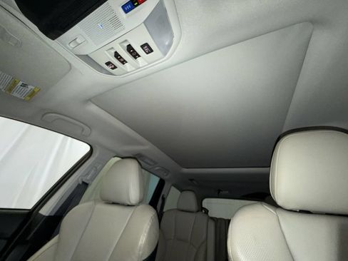 Used 2019 Subaru Ascent Limited AWD/4WD image 23