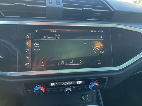 Used 2025 Audi Q3 2.0T Premium image 13