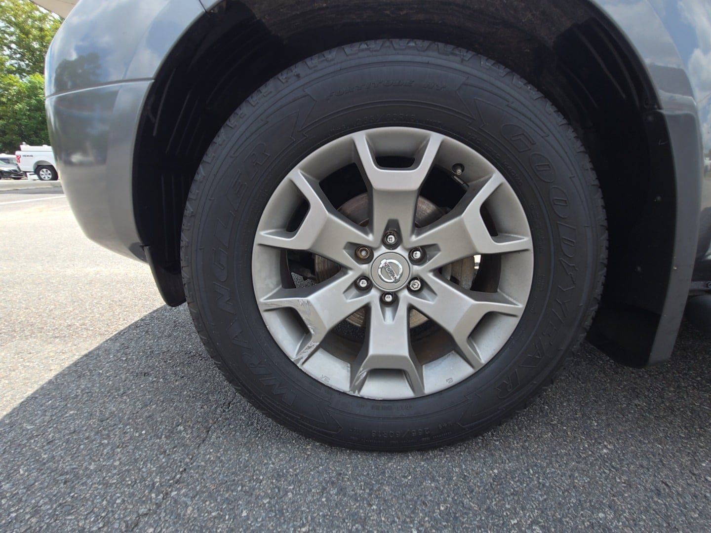 Used 2020 Nissan Frontier SV RWD image 10