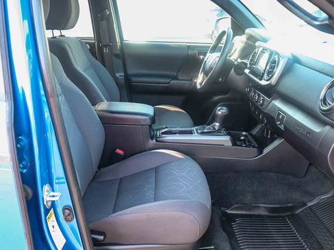 Used 2017 Toyota Tacoma TRD Off-Road w/ Tow Package RWD image 20