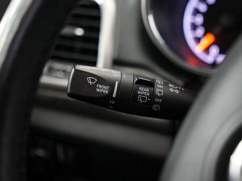 Used 2018 Jeep Grand Cherokee Altitude AWD/4WD image 13