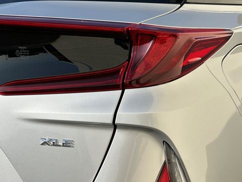 Used 2021 Toyota Prius Prime XLE image 38