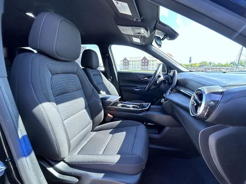Certified 2025 Chevrolet Equinox LT AWD/4WD image 16