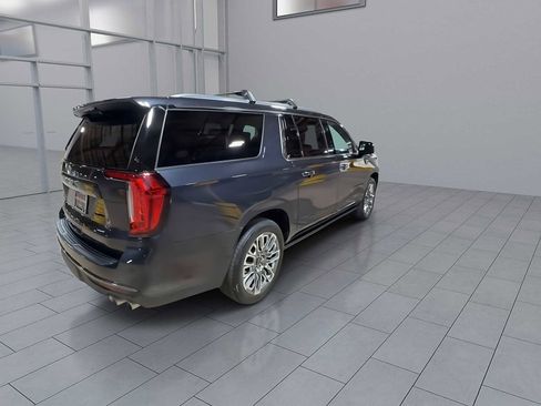 Used 2023 GMC Yukon XL Denali Ultimate w/ LPO, Floor Liner Package image 8