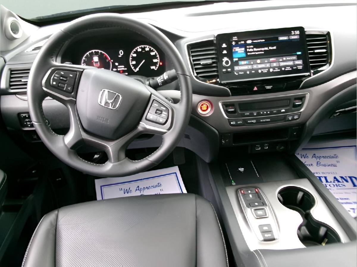 Used 2025 Honda Ridgeline RTL image 11