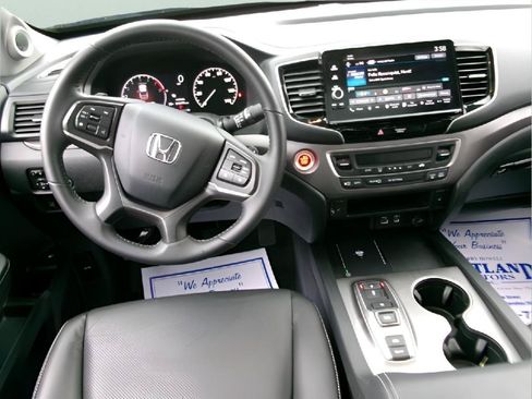 Used 2025 Honda Ridgeline RTL image 11