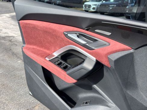 New 2025 Audi SQ5 Premium Plus image 18