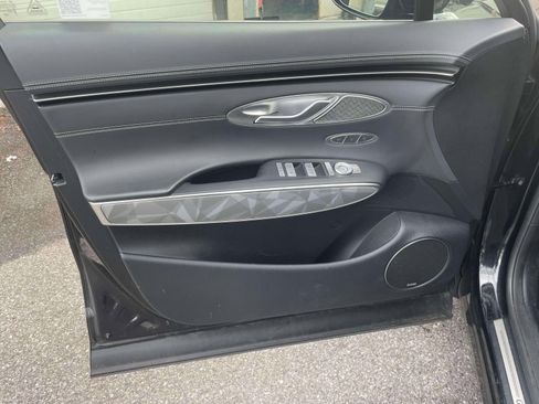 Used 2025 Genesis GV70 3.5T Sport w/ Sport Advanced Package image 16