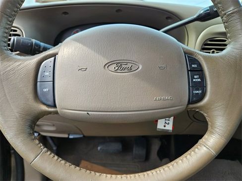 Used 2001 Ford F150 XLT image 17
