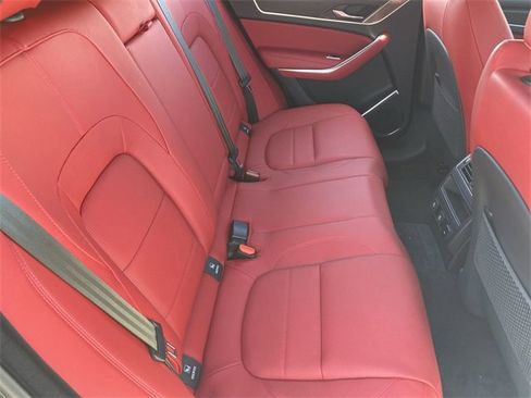 New 2025 Jaguar F-PACE R-Dynamic S image 7