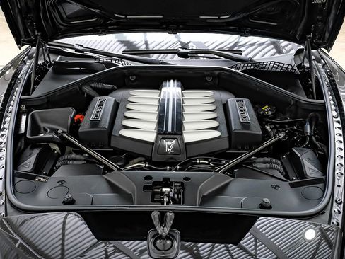 Used 2016 Rolls-Royce Dawn image 43