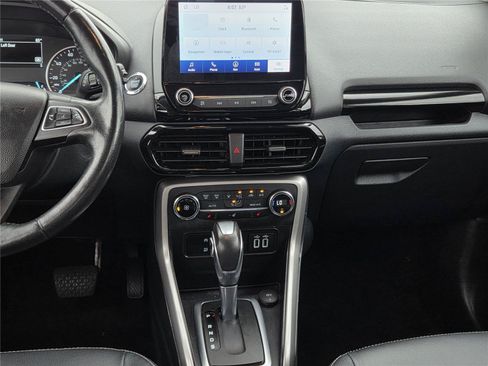 Used 2020 Ford EcoSport Titanium AWD/4WD image 9