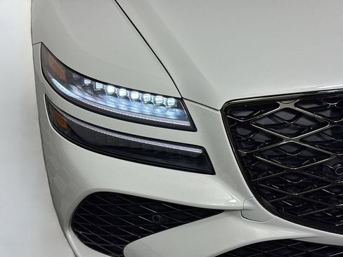 Used 2025 Genesis G80 3.5T Sport Prestige AWD/4WD image 3