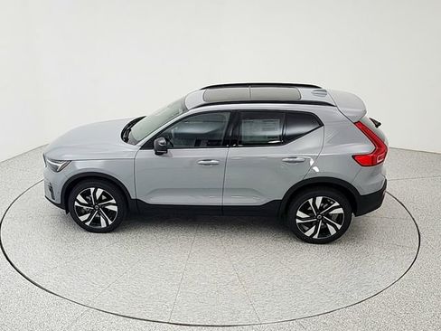 New 2026 Volvo XC40 B5 Plus w/ Climate Package AWD/4WD image 36