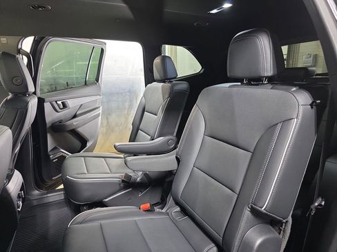 Used 2025 Buick Enclave Preferred w/ Trailering Package, 5000 lbs. FWD image 16