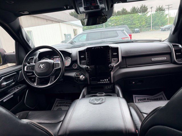 Used 2022 RAM 1500 Laramie AWD/4WD image 13