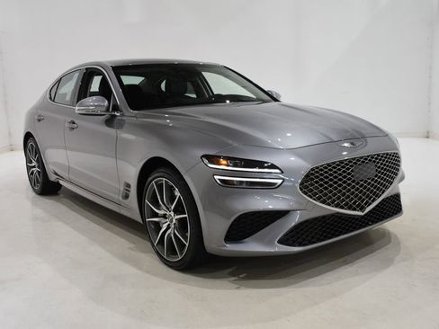 New 2026 Genesis G70 2.5T image 1