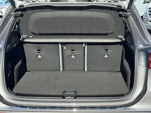 New 2026 Mercedes-Benz GLA 35 AMG 4MATIC image 6