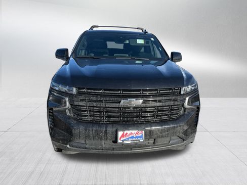 Used 2024 Chevrolet Suburban RST w/ Sport Performance Package image 2