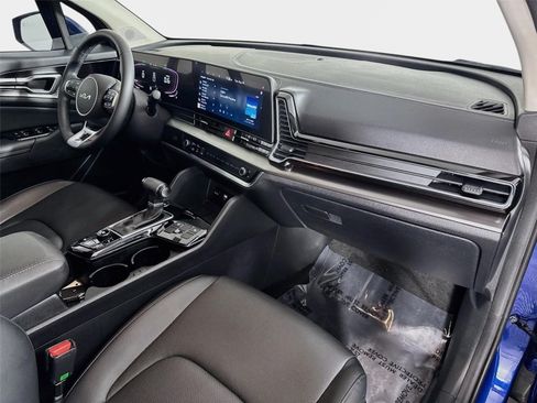 Certified 2023 Kia Sportage EX FWD image 29
