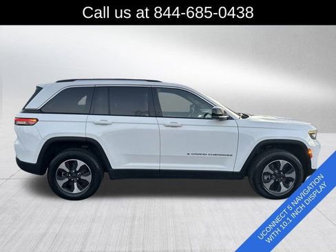 Used 2023 Jeep Grand Cherokee 4WD 4xe w/ Luxury Tech Group II image 4