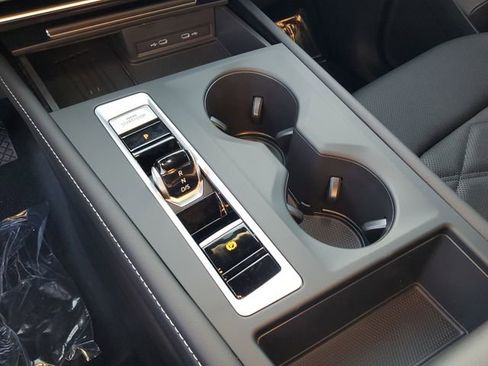 New 2026 Volkswagen Atlas Cross Sport SE image 26