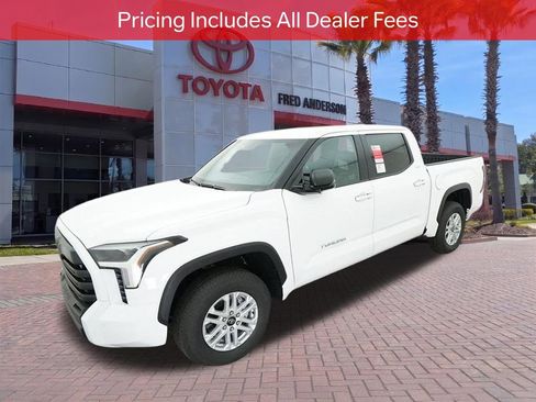 Used 2025 Toyota Tundra SR5 AWD/4WD image 2