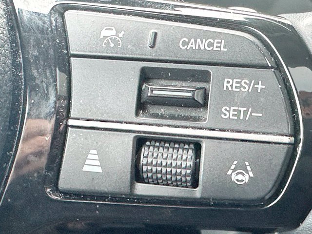 Used 2023 Honda Pilot Elite image 14