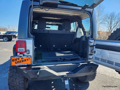 Used 2015 Jeep Wrangler Unlimited Sport image 20