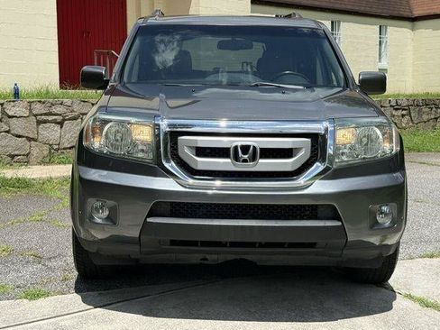 Used 2010 Honda Pilot Touring image 19