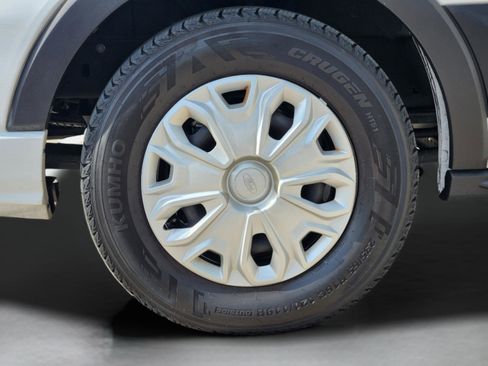 Used 2024 Ford Transit 350 XLT image 11