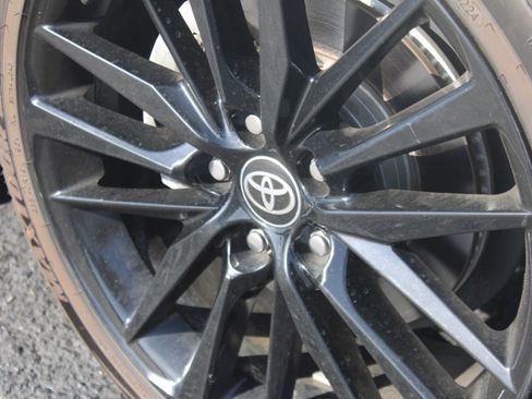 Used 2023 Toyota Camry XSE image 14