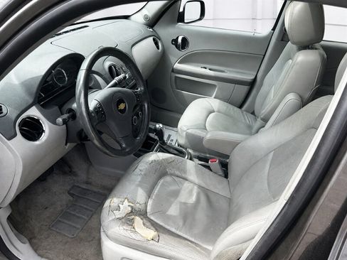Used 2011 Chevrolet HHR LT FWD image 25