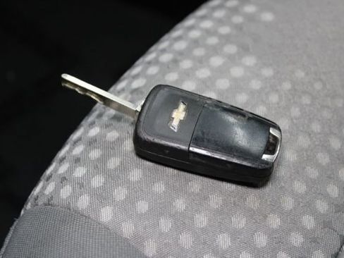 Used 2017 Chevrolet Sonic LS image 11