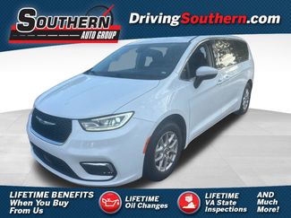 Used 2023 Chrysler Pacifica Touring-L FWD 360° Tour