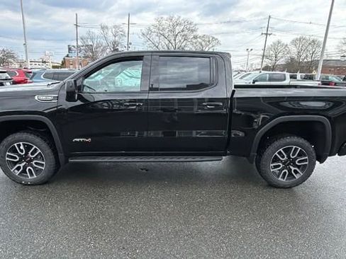 New 2026 GMC Sierra 1500 AT4 w/ AT4 Premium Package AWD/4WD image 4