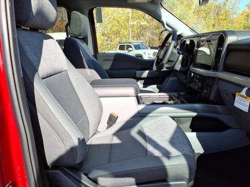 New 2026 Ford F250 XLT w/ XLT Premium Package image 13