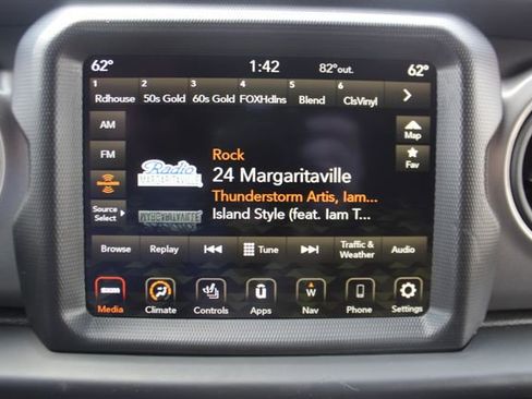 Used 2023 Jeep Wrangler Unlimited Sport AWD/4WD image 17
